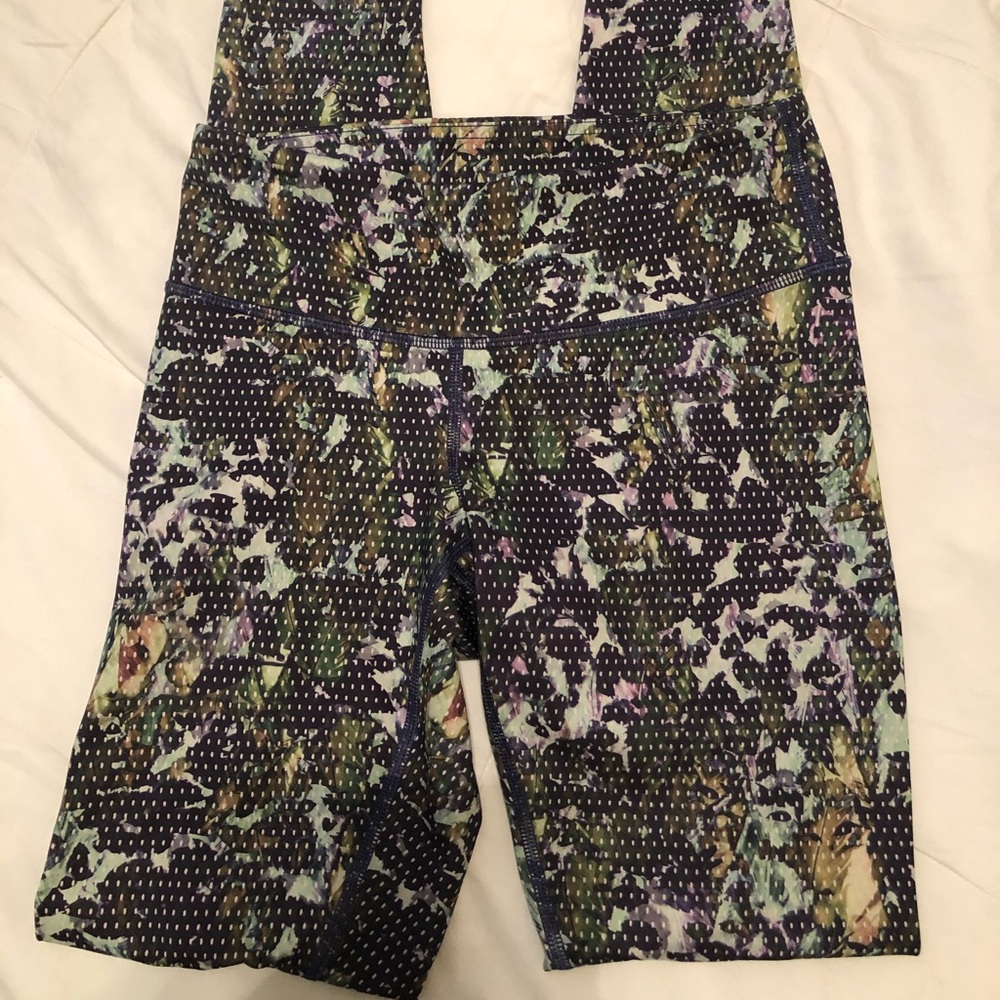 Brand new lululemon nulux 28”